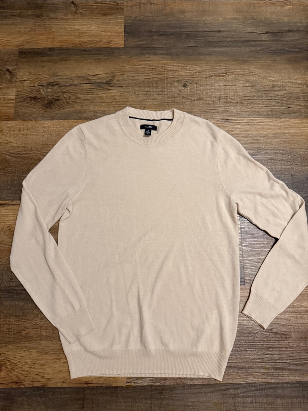 Alfani Men’s Lightweight Extra Fine Merino Wool Blend Sweater